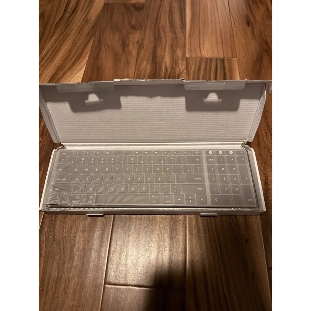 Seenda Wireless Bluetooth Keyboard Full Size Numeric Keypad Multi-Device NEW